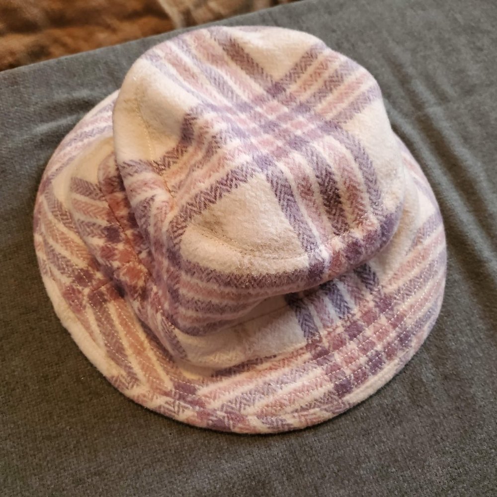 Lovers and Friends | Conlee Bucket Hat